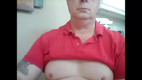 look823 online show from September 21, 2025, 1:35 pm