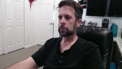 lookyherre online show from April 15, 2026, 4:47 pm