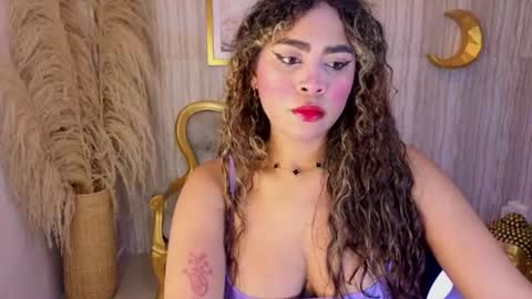 loola_s online show from July 28, 2026, 3:24 am