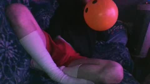 Snapshot of loonerangel chatting on January 22, 2025, 12:27 am LoonerAngel online show from January 22, 2025, 12:27 am