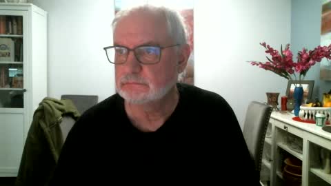 loop102 online show from December 3, 2024, 6:28 pm