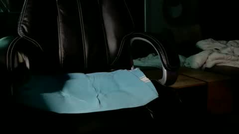 Snapshot of loov2watch chatting on February 25, 2026, 12:31 am Mato online show from February 25, 2026, 12:31 am