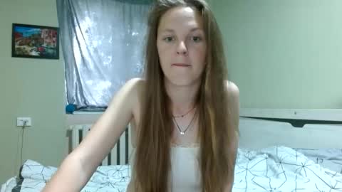 Snapshot of lora879 chatting on May 31, 2026, 11:17 am Lora online show from May 31, 2026, 11:17 am