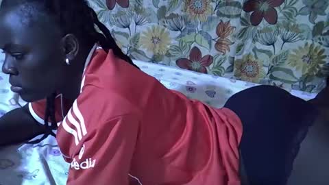 Snapshot of lora_amor chatting on April 25, 2026, 2:47 pm lora_amor online show from April 25, 2026, 2:47 pm
