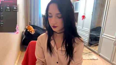 Snapshot of loraleeownby chatting on February 3, 2026, 6:40 am Hello there im Luna Im new here Lets have fun online show from February 3, 2026, 6:40 am