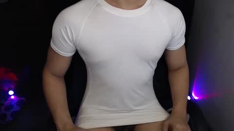 Snapshot of lord_of_cum69 chatting on April 26, 2026, 1:36 am Macky online show from April 26, 2026, 1:36 am