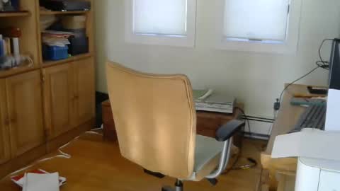 lorelea online show from February 5, 2025, 3:20 pm