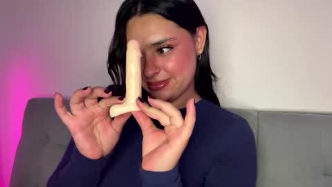 lorem_adams online show from May 27, 2026, 2:14 pm
