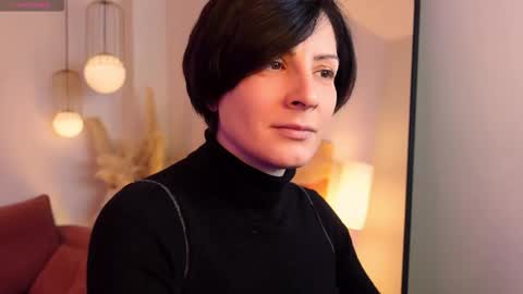 Loren online show from February 12, 2026, 7:47 am