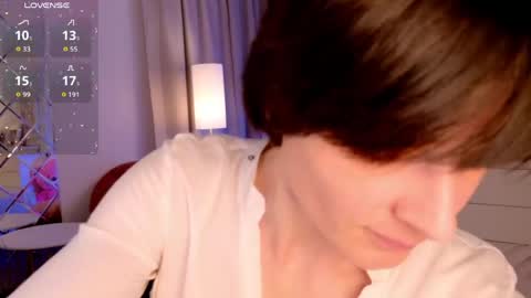 Loren online show from May 13, 2026, 6:33 am