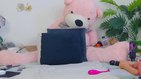 Hi Im Lorena an independent model Im waiting for you for any craziness you dream of... online show from March 7, 2025, 8:23 am