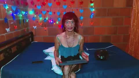 Lorena Capelli online show from February 19, 2025, 2:01 am