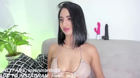 L O R E N online show from October 7, 2025, 1:41 pm