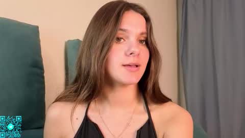 Snapshot of lorettadunnelli chatting on September 22, 2025, 6:10 pm Chloe for Fan BlackHole online show from September 22, 2025, 6:10 pm