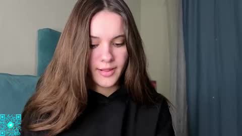 Snapshot of lorettadunnelli chatting on October 27, 2025, 5:39 pm Chloe for Fan BlackHole online show from October 27, 2025, 5:39 pm