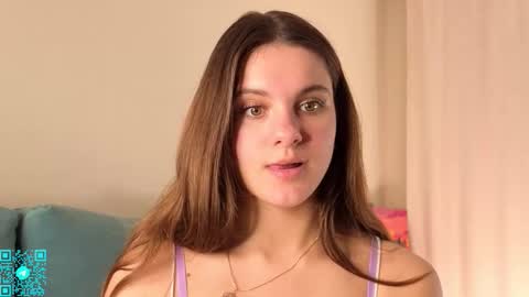 Snapshot of lorettadunnelli chatting on November 22, 2025, 5:23 pm Chloe for Fan BlackHole online show from November 22, 2025, 5:23 pm