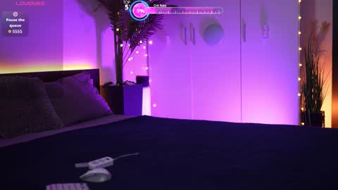 Snapshot of lorettelorenaa chatting on February 9, 2026, 8:13 pm LoretteLorena online show from February 9, 2026, 8:13 pm