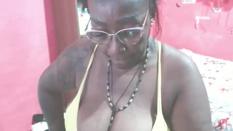 Snapshot of loretybighot chatting on April 17, 2026, 2:09 pm loretybighot online show from April 17, 2026, 2:09 pm