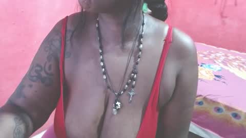 Snapshot of loretybighot chatting on May 30, 2026, 2:25 pm loretybighot online show from May 30, 2026, 2:25 pm