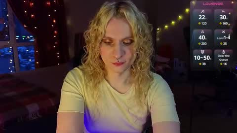 Lori -----------------------------------    online show from March 3, 2025, 3:31 pm