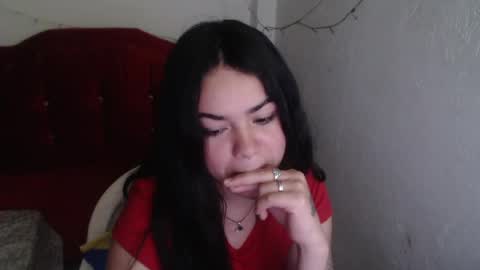 loriiiany online show from March 27, 2026, 8:26 am