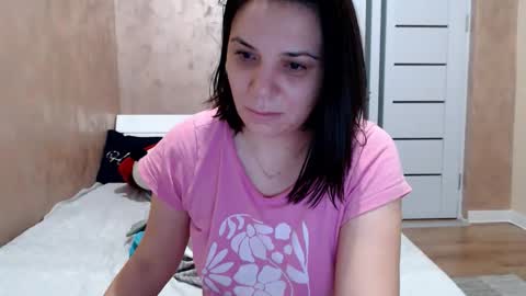 LorraGrey online show from February 11, 2026, 4:28 am