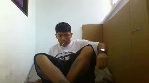 losomo1312 online show from April 26, 2026, 7:44 pm