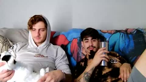 LosRompeCamera online show from November 13, 2025, 7:29 am