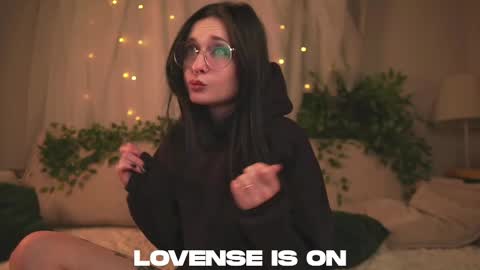 Jess online show from February 4, 2026, 11:49 am