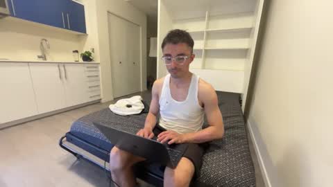 Snapshot of lostpuppyboy chatting on October 19, 2025, 9:32 am lostpuppyboy online show from October 19, 2025, 9:32 am