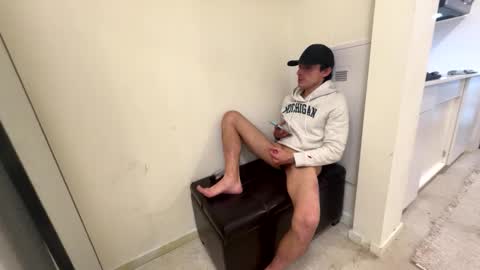 lostpuppyboy online show from February 15, 2026, 9:55 pm