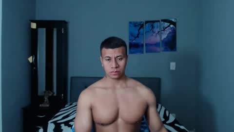 Snapshot of lothbrok_strong chatting on April 25, 2026, 10:07 pm lothbrok online show from April 25, 2026, 10:07 pm