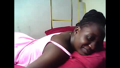 Snapshot of lotty_lavilla chatting on May 24, 2026, 4:45 pm lotty_lavilla online show from May 24, 2026, 4:45 pm