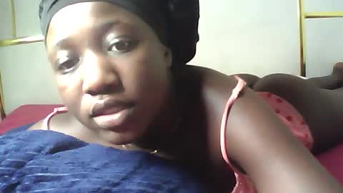 lotty_lavilla online show from July 28, 2026, 2:29 am