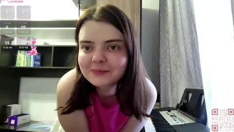 Snapshot of loudeguise chatting on June 3, 2026, 10:18 am Esma online show from June 3, 2026, 10:18 am