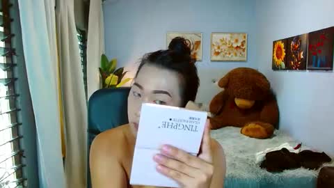 Snapshot of louie_sexy chatting on May 29, 2026, 6:22 am Cathy online show from May 29, 2026, 6:22 am