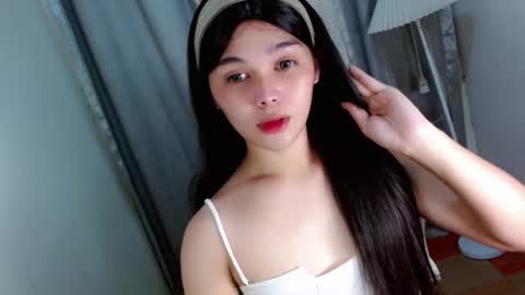 louilalicious online show from November 2, 2025, 1:24 pm