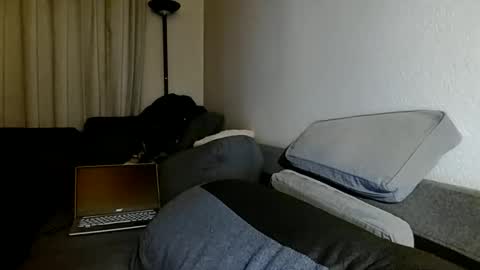 Snapshot of louis_chokdee chatting on October 16, 2025, 5:25 pm louis_chokdee online show from October 16, 2025, 5:25 pm