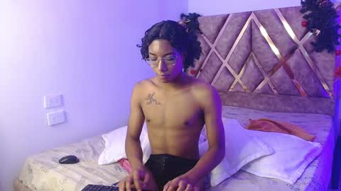 Snapshot of louis_hardstar chatting on January 2, 2025, 5:07 pm Louis Valdz online show from January 2, 2025, 5:07 pm