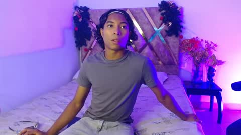 Snapshot of louis_hardstar chatting on January 4, 2025, 8:05 pm Louis Valdz online show from January 4, 2025, 8:05 pm