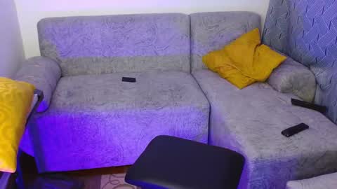 Snapshot of louis_hardstar chatting on January 18, 2025, 9:34 pm Louis Valdz online show from January 18, 2025, 9:34 pm