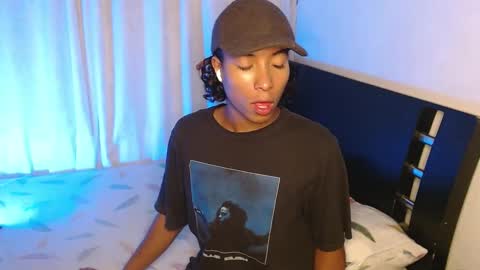 Snapshot of louis_hardstar chatting on February 10, 2025, 5:03 am Louis Valdz online show from February 10, 2025, 5:03 am