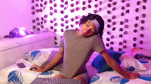 Snapshot of louis_hardstar chatting on February 24, 2025, 9:31 pm Louis Valdz online show from February 24, 2025, 9:31 pm