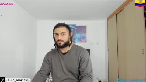 louis_marley_ online show from January 6, 2025, 8:39 pm