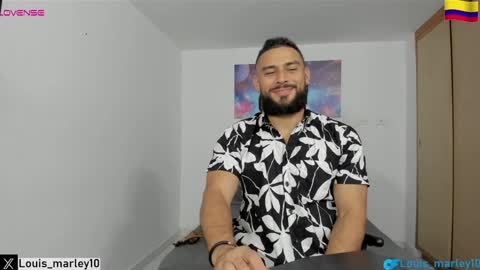 louis_marley_ online show from January 26, 2025, 1:31 am