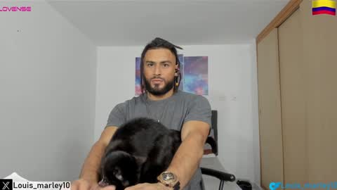 louis_marley_ online show from February 6, 2025, 12:54 am