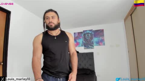 louis_marley_ online show from September 14, 2025, 3:55 pm