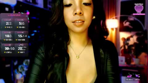 Snapshot of louisassy chatting on May 7, 2026, 3:12 am Louisa online show from May 7, 2026, 3:12 am