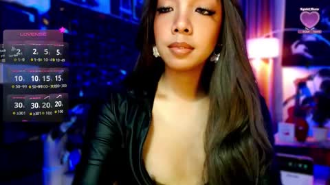 Snapshot of louisassy chatting on May 26, 2026, 2:51 am Louisa online show from May 26, 2026, 2:51 am