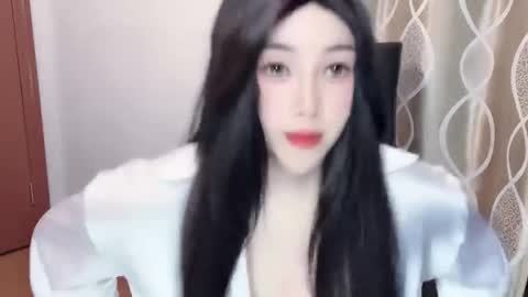 louise_666 online show from January 16, 2025, 1:14 pm